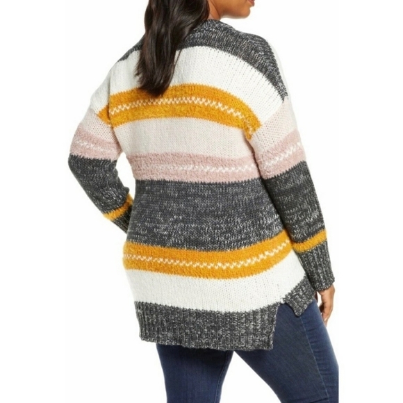 Caslon Mixed Stripe V-neck Pullover
2X - Picture 2 of 11